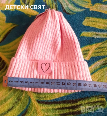 Нов комплект шапка и два чифта ръкавички с Пес Патрул, снимка 5 - Шапки, шалове и ръкавици - 52957012