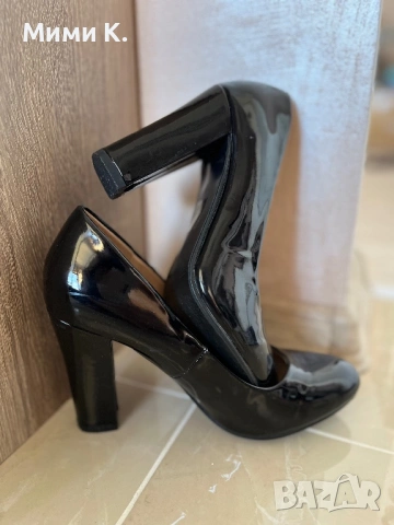 Черни лачени обувки, снимка 5 - Дамски обувки на ток - 53677750