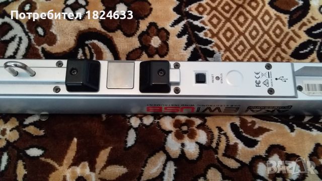 AKAI EWI USB електронен саксофон, снимка 4 - Духови инструменти - 45942166