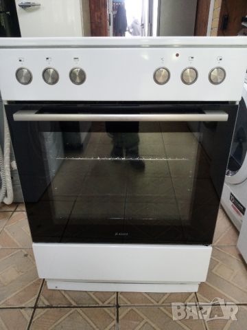 Като нова свободно стояща печка с керамичен плот Asko 60 см широка 2 години гаранция!, снимка 2 - Печки, фурни - 45680116