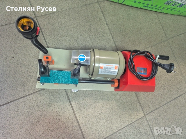 НОВА key cutter machine making rh-2 key dublicate  машина за правене на дубликат на ключове / ключар, снимка 3 - Други машини и части - 53786349