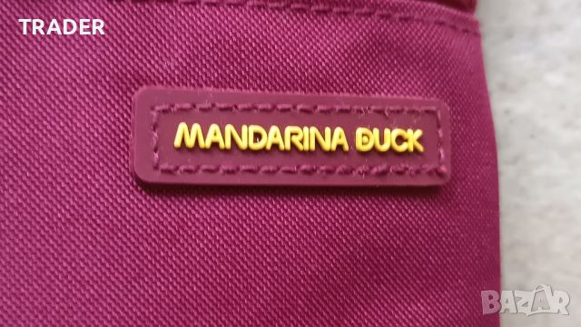 несесер чантичка за принадлежности Mandarina Duck, снимка 5 - Чанти - 40841316