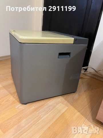 Хладилник на 12V, 220V и газ, снимка 9 - Хладилници - 53379015