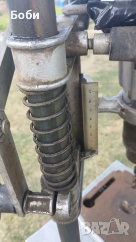 Настолна бормашина Елпром BZ16A със стойка, снимка 5 - Бормашини - 50995664