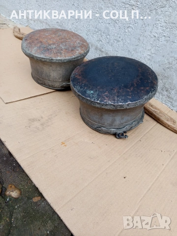 Комплект Соц Стари Ръчно Ковани Медни Менци С Кобилица 2×12лт. Номер 519., снимка 8 - Антикварни и старинни предмети - 53225067