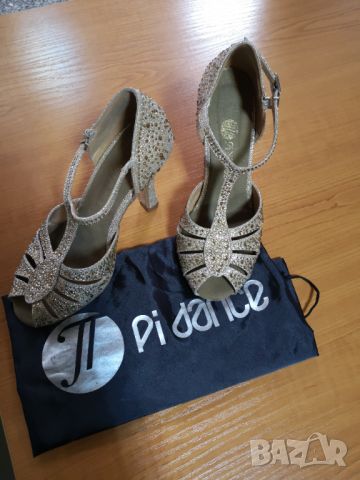 Обувки на ток с камъни сваровски, снимка 2 - Дамски обувки на ток - 45660034