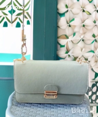 Малка дамска кожена чанта за през рамо. Предлага се в 8 цвята, снимка 5 - Чанти - 52584215