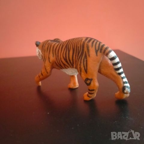 Колекционерска фигурка Schleich Tiger McDonalds Happy Meal Toy 2021 , снимка 4 - Колекции - 46798501