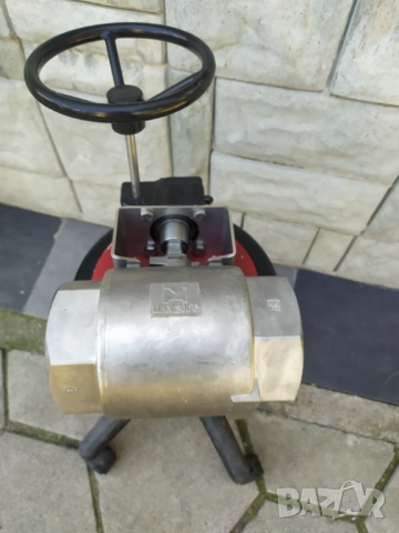 Голям неръждаем кран 4" , снимка 10 - Други машини и части - 52948241