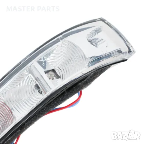 LED Мигачи за Огледала за Mercedes GL X164 / ML W164 / R W251 (Преди фейслифт) - Plug & Play , снимка 5 - Части - 50423720