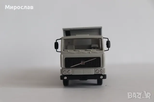 HERPA 1:87 H0 VOLVO САМОСВАЛ КАМИОН TIR МОДЕЛ ВЛЕКАЧ, снимка 2 - Колекции - 49391824