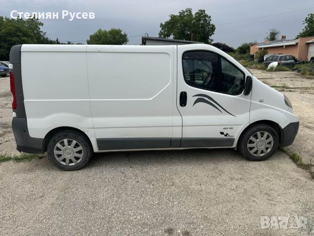  renault trafic   2.0 115 К.С   Дясна дирекция - цена 5 800лв моля БЕЗ бартери / БЕЗ лизинг няма изг, снимка 3 - Бусове и автобуси - 46174650