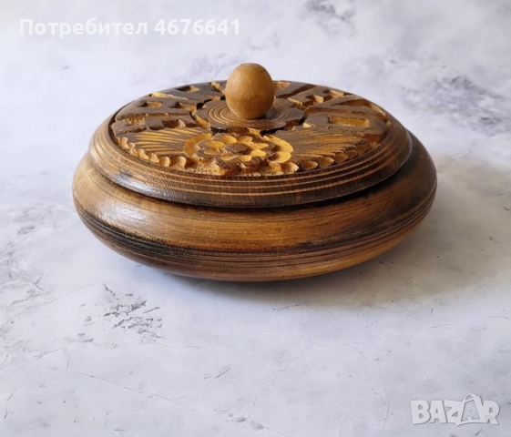 Дървена кутия 