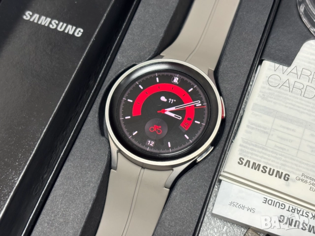 КАТО НОВ! Смарт часовник Samsung Galaxy Watch5 Pro 45mm Gray Titanium,1.4", снимка 2 - Смарт часовници - 52390849