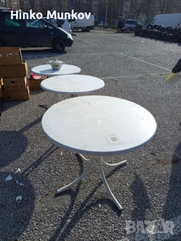 Имам 8 броя згаваеми маси супер здрави и удобни само 30 евро бройката !