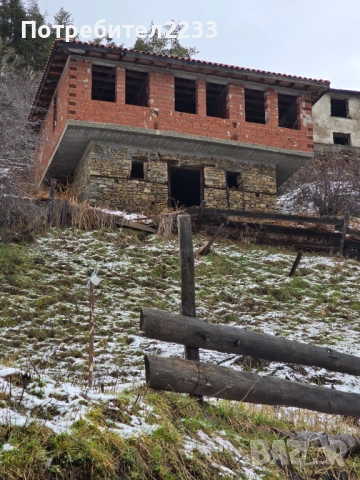 Топ имот до Ски Пистите , с.Зорница !, снимка 2 - Къщи - 53885154