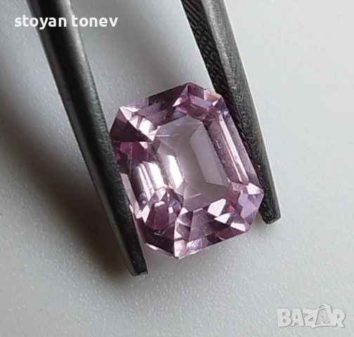 Невероятено блестящ розов шпинел с тегло 1.71кт. и VS чистота! Нов!, снимка 4 - Други - 47864413