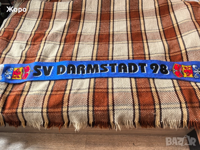  Футболни шалове, снимка 9 - Фен артикули - 50421691