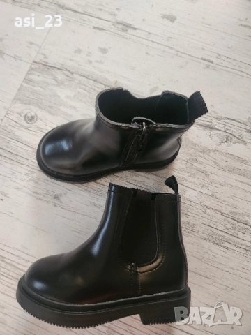 бебешки боти H&M