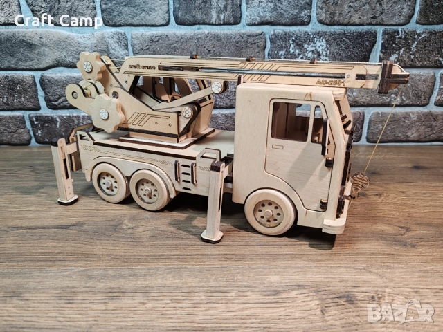 Дървен модел на камион – Кран / Автокран – Craft Camp, снимка 6 - Коли, камиони, мотори, писти - 52774893