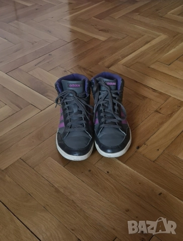 Оригинални дамски кецове Adidas номер 38, снимка 3 - Маратонки - 52504309