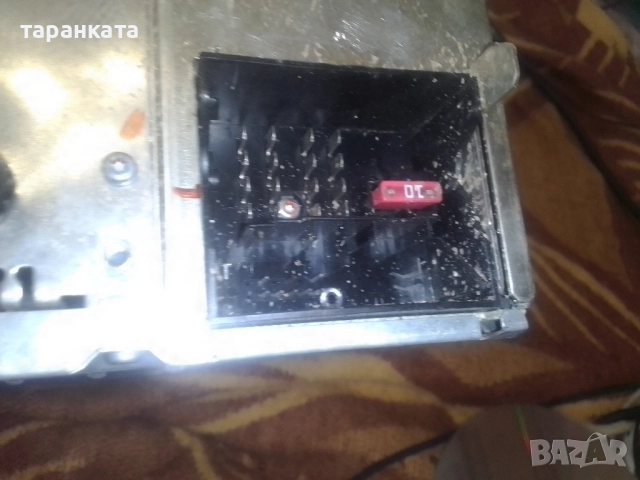 CD player в незнайно състояние автомобилен , снимка 3 - Аудиосистеми - 51573348