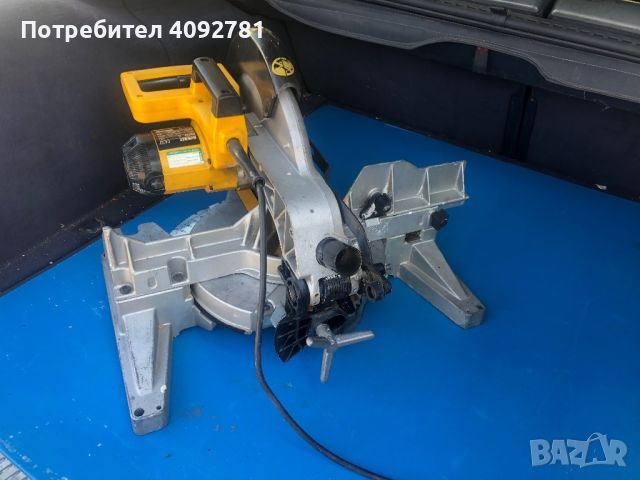 Настолен циркуляр пендула Dewalt dw 705 / 1500 W, снимка 5 - Циркуляри - 46270298