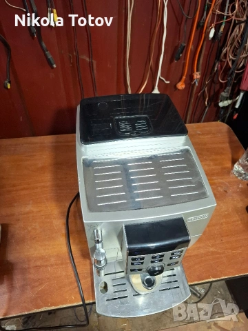 Продава се кафемашина Delonghi Ecam. , снимка 3 - Кафемашини - 53991189