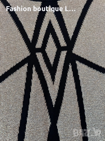 Уникална есенна рокля с дълъг ръкав и златни геометрични фигури отпред М размер 🖤, снимка 4 - Рокли - 51579673