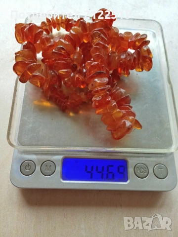 Стар кехлибар колие, снимка 5 - Колиета, медальони, синджири - 54067011