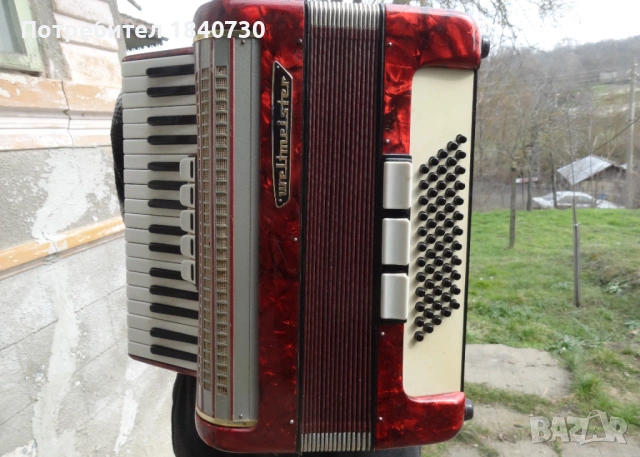 продавам акордеон welltmeister 