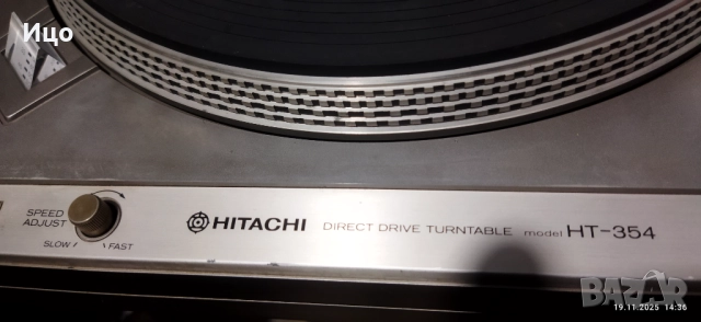 Hitachi model HT-354 грамофон.