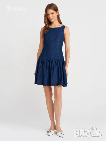 Дънкова мини рокля с плисета в долната част - тъмносиня, снимка 3 - Рокли - 50018280