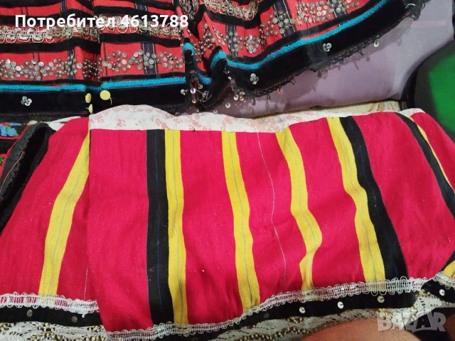 Части от женска носия, снимка 4 - Антикварни и старинни предмети - 52514910