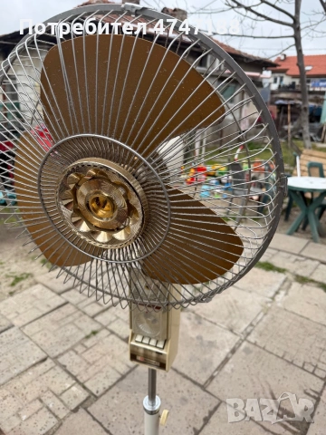 70-те или 80-те години.  Марка: National (Matsushita Electric).  Тип: Ретро подов вентилатор с метал, снимка 2 - Друга електроника - 54122051