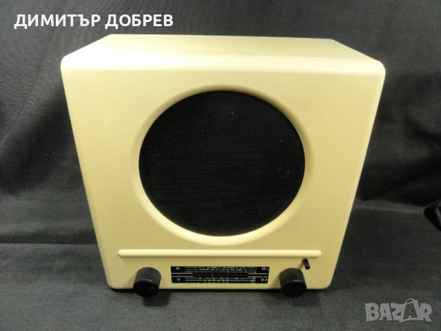 UNIVERSUM W111 СТАР РЕТРО ТРАНЗИСТОР РАДИО GERMANY, снимка 8 - Радиокасетофони, транзистори - 50938533