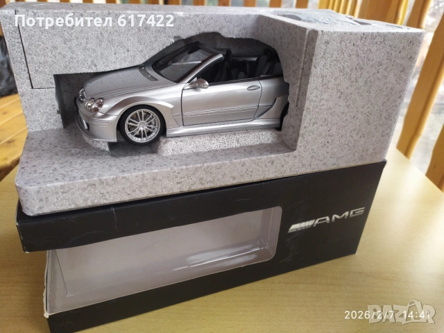 1:18 Mercedes-Benz CLK (C209) DTM AMG Cabrio - Kyosho