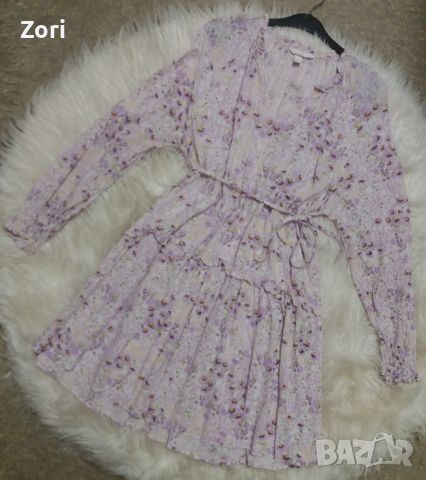 ИЗКЛЮЧИТЕЛНО КРАСИВА рокля на лилави маргаритки с къдрички и коланче в бохо стил , снимка 1 - Рокли - 45216273