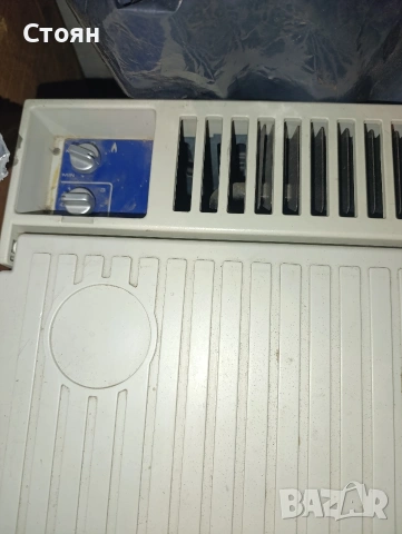 Хладилник Електролукс 12/220/газ, снимка 3 - Хладилни чанти - 54203472