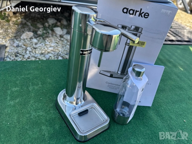 ЧИСТО НОВА Aarke Carbonator 3 машина за газиране на вода Карбонатор, снимка 3 - Сокоизстисквачки и цитрус преси - 52539353