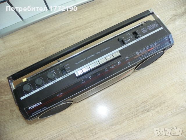 Мини стерео касетофон TOSHIBA RT-8025, снимка 5 - Радиокасетофони, транзистори - 45947198