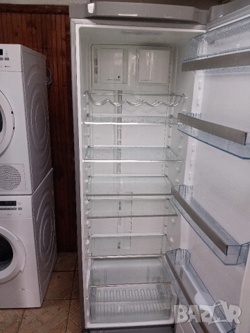 Огромен иноксов хладилник който прави газирана вода Аег Aeg с две години гаранция!, снимка 5 - Хладилници - 53895358