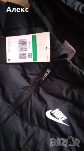 Ново!!! Nike детско яке 158-170 см, снимка 4 - Детски якета и елеци - 53928929