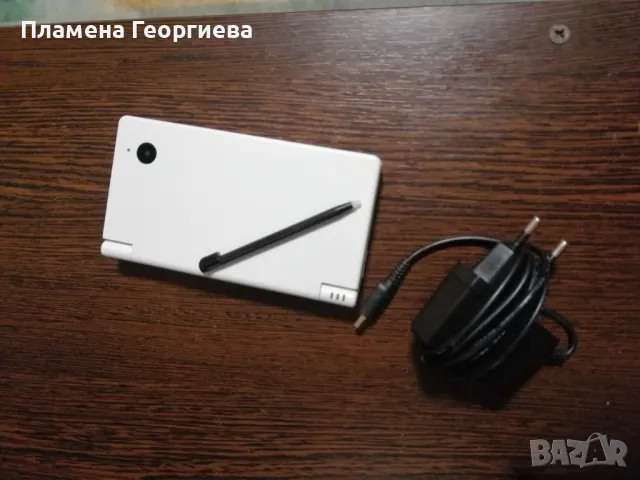 Nintendo DSi конзола в комплект с ново зарядно и писалка, снимка 2 - Nintendo конзоли - 48599313