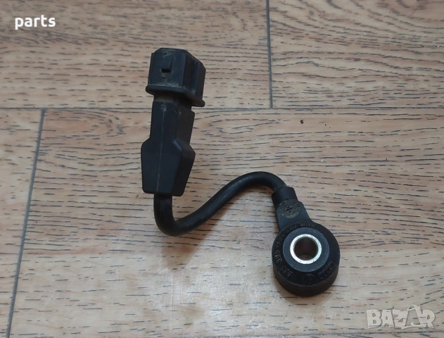 Датчик Детонация 1.6 - 1.8 Бензин Ауди A3 8L - TT - VW Голф 4 - Бора - Шкода - Сеат - 06A905377 , снимка 2 - Части - 53820963