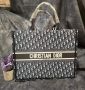Дамска чанта тип торба Christian Dior - Налични различни цветове, снимка 1