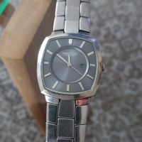 Продавам употребяван кварц часовник , снимка 1 - Мъжки - 45381839