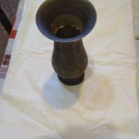 Месингова ваза фина изработка, снимка 3 - Антикварни и старинни предмети - 45674628