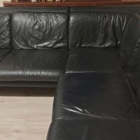 Холов ъглов диван от естествена кожа ,с размери 2.40/2.10/Височина 80 седалище 56 см.Не се разпъва, снимка 1 - Дивани и мека мебел - 45288248