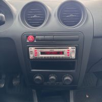 Seat Ibiza 1.4, снимка 12 - Автомобили и джипове - 45096987